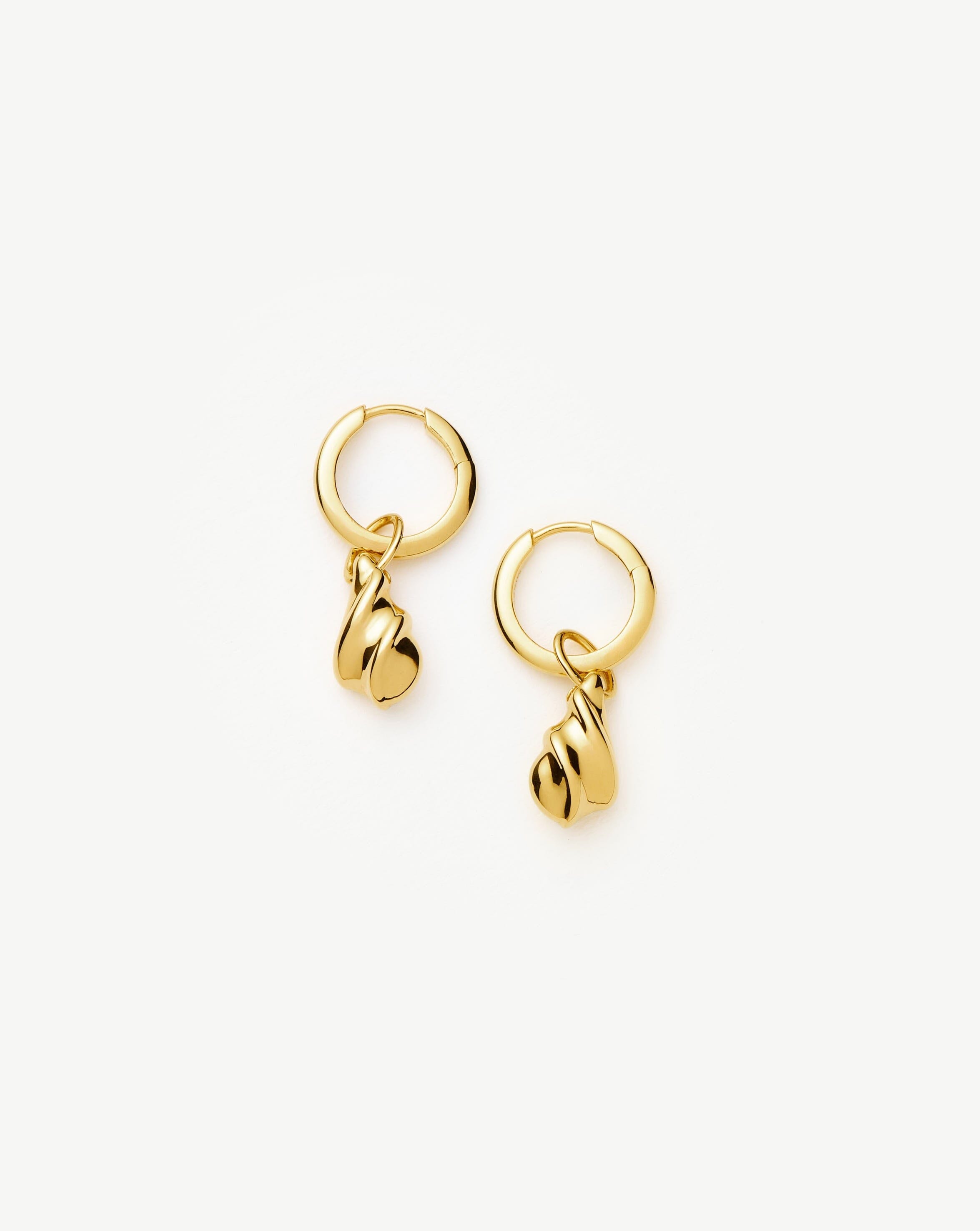 Savi Ridge Droplet Charm Earrings | 18ct Gold Vermeil